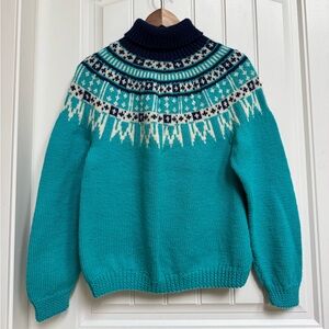 VTG Handmade Icelandic/Fair Isle Teal, Navy, Cream Knit Turtleneck Sweater. S/M